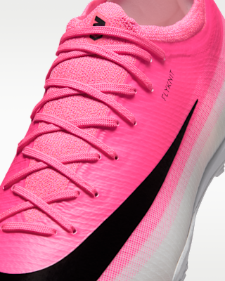Nike Mercurial Vapor 17 Pro Turf Low-Top Football Shoes. Nike RO